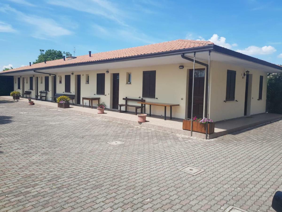 Camere Carloni Assis Exterior foto
